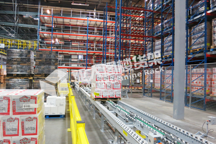 什么是穿梭車貨架?