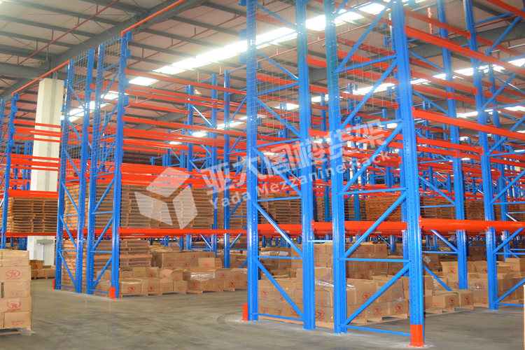 廣州閣樓貨架廠教你倉儲貨架除銹的方法